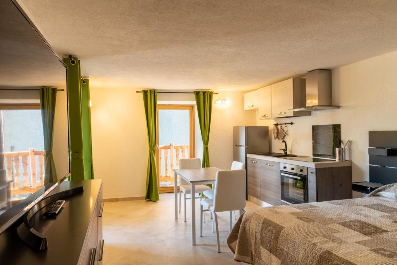 Rayon De Miel Villa Aosta Bagian luar foto