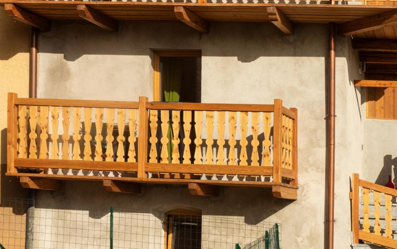 Rayon De Miel Villa Aosta Bagian luar foto