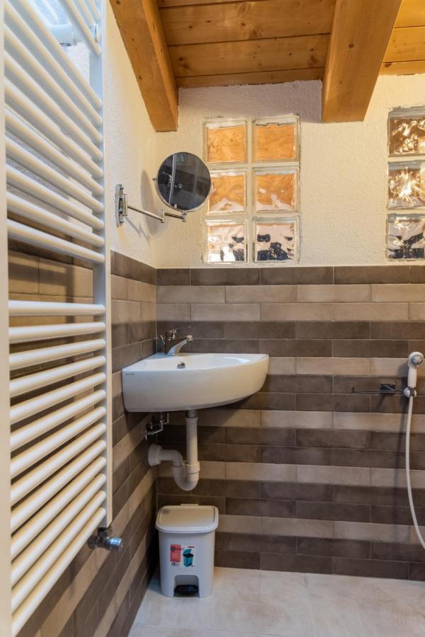 Rayon De Miel Villa Aosta Bagian luar foto